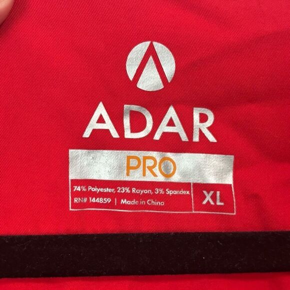 Adar Pro Red V-Neck Scrub Top XL - Picture 2 of 4